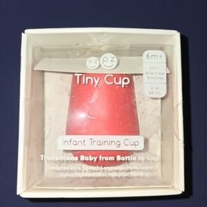 Ezpz Tiny Cup Infant Training Cup Red BPA Free Silicone 2 Oz Great Preowned Box